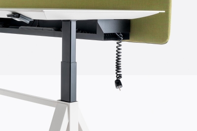 arki-table-adj-desk-still-01